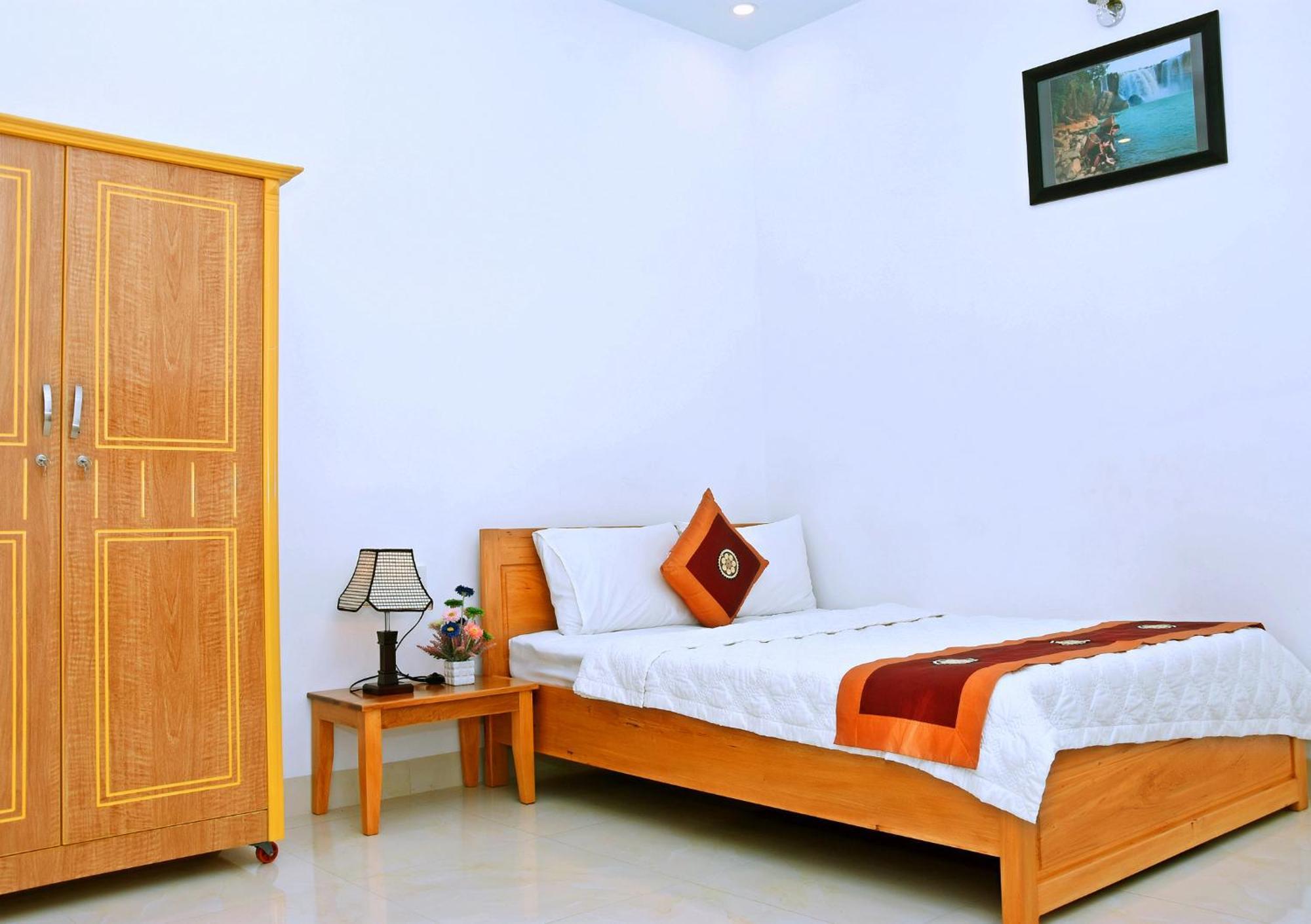 Khach San Hiep Thanh Buôn Ma Thuột Extérieur photo